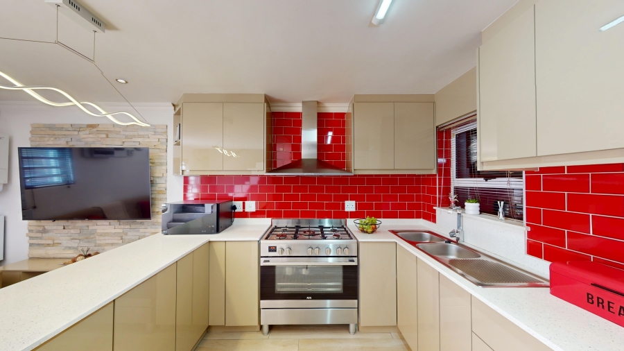 2 Bedroom Property for Sale in Morgan Village Western Cape